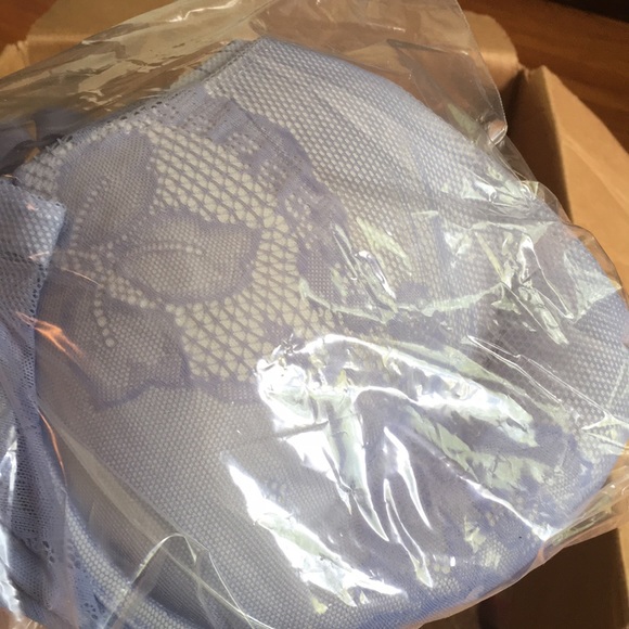 NWOT bra - Picture 7 of 7